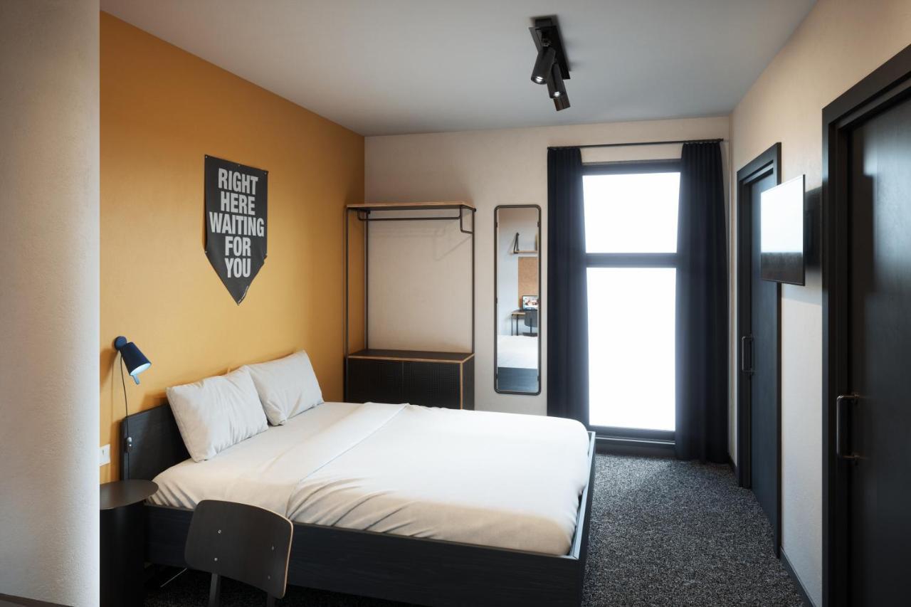 Hotel The Social Hub Madrid Esterno foto