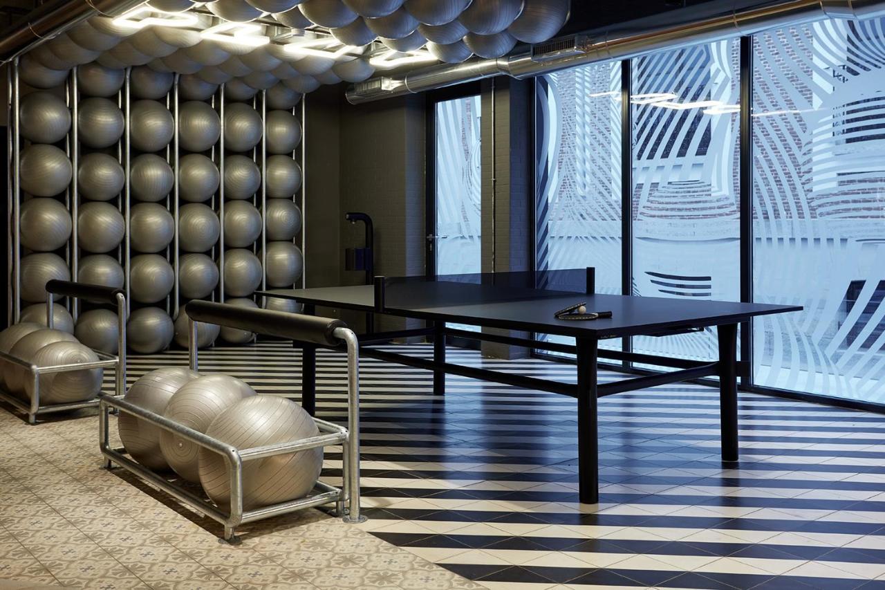 Hotel The Social Hub Madrid Esterno foto