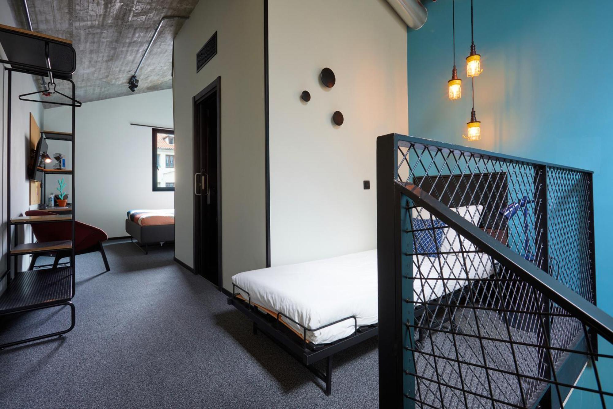 Hotel The Social Hub Madrid Esterno foto