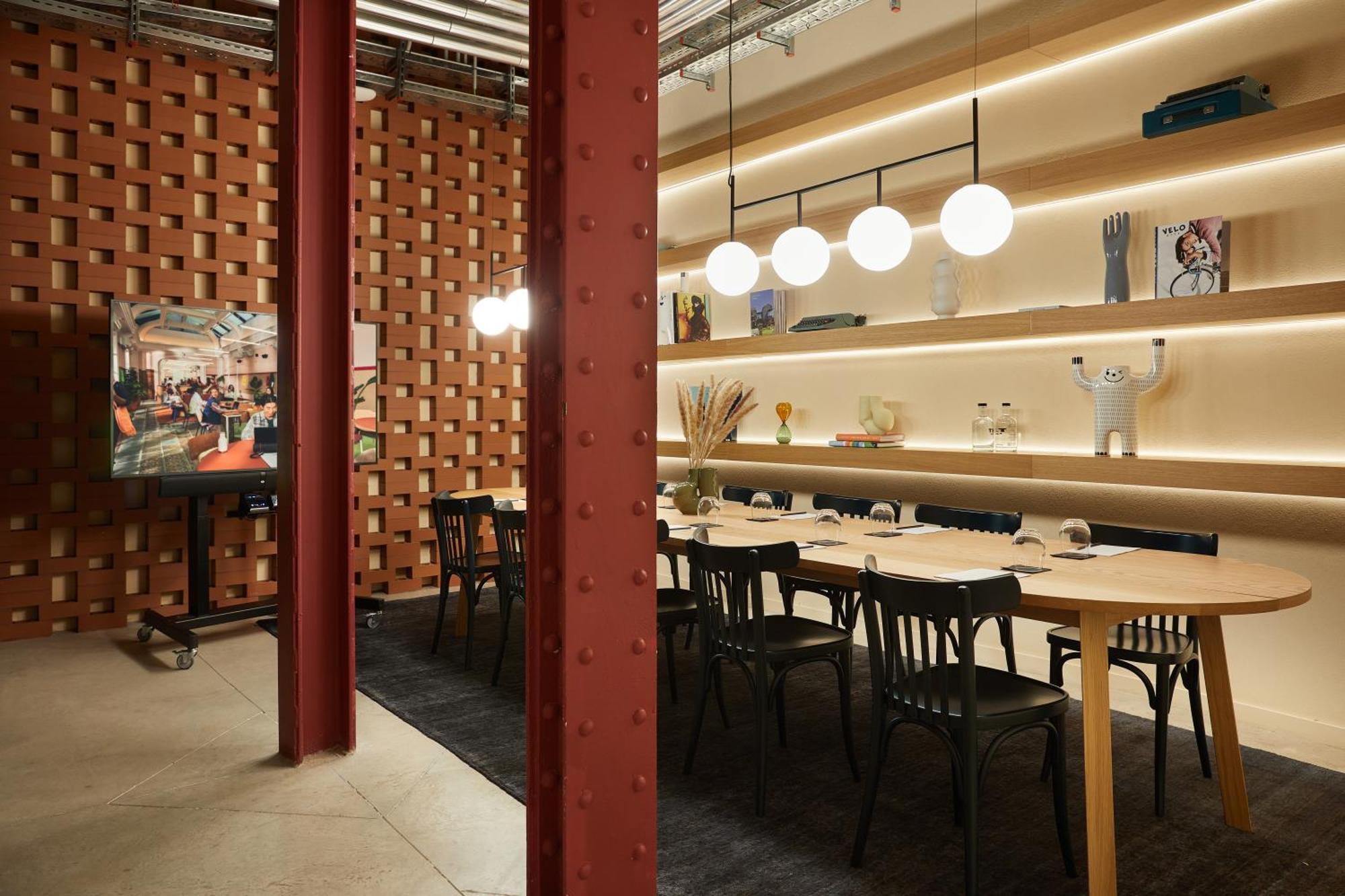 Hotel The Social Hub Madrid Esterno foto