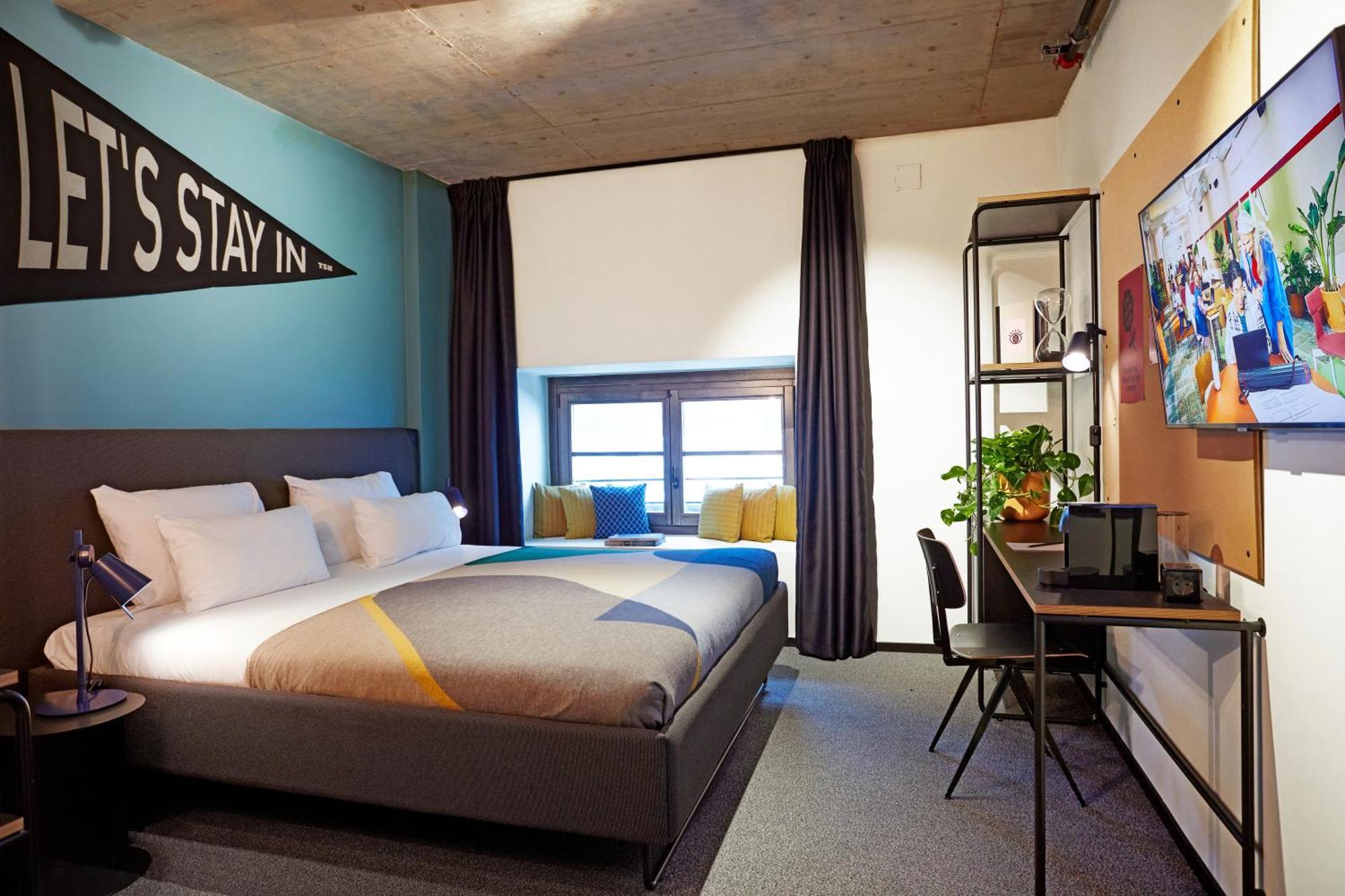 Hotel The Social Hub Madrid Esterno foto